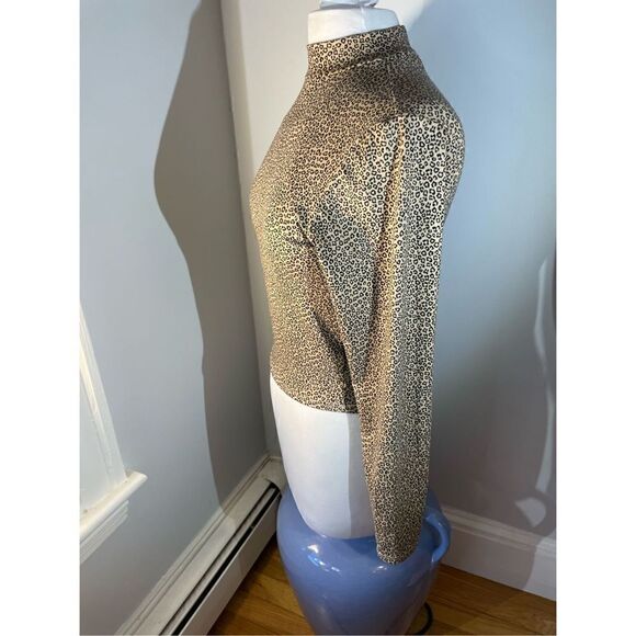 Gaze Cropped Mock Turtleneck, Leopard Print, S - Picture 8 of 9